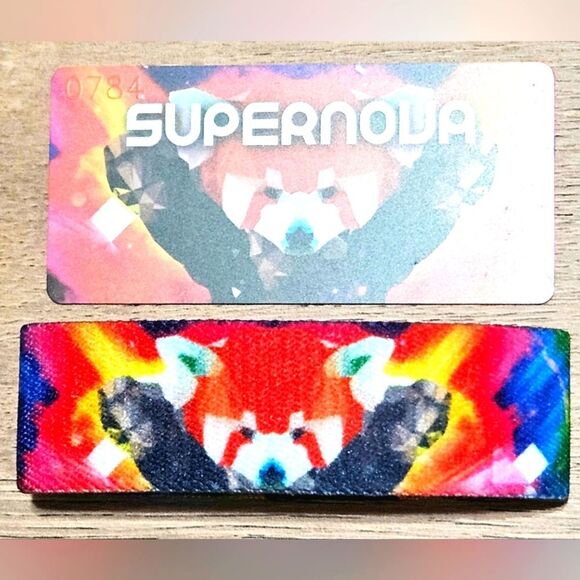 ZOX "SUPERNOVA" BLOG Red Panda Galaxy Collectible NEW MEDIUM WRISTBAND - Picture 1 of 8